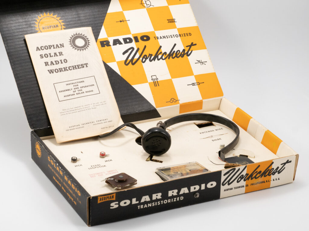 Acopian Solar Radio